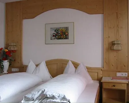 Adlerhof Am Sonnenplateau Hotel 3*