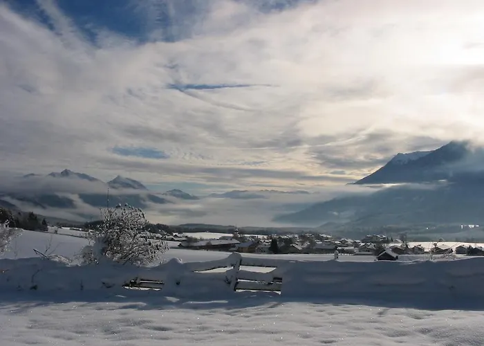 Adlerhof Am Sonnenplateau Szálloda Mieming